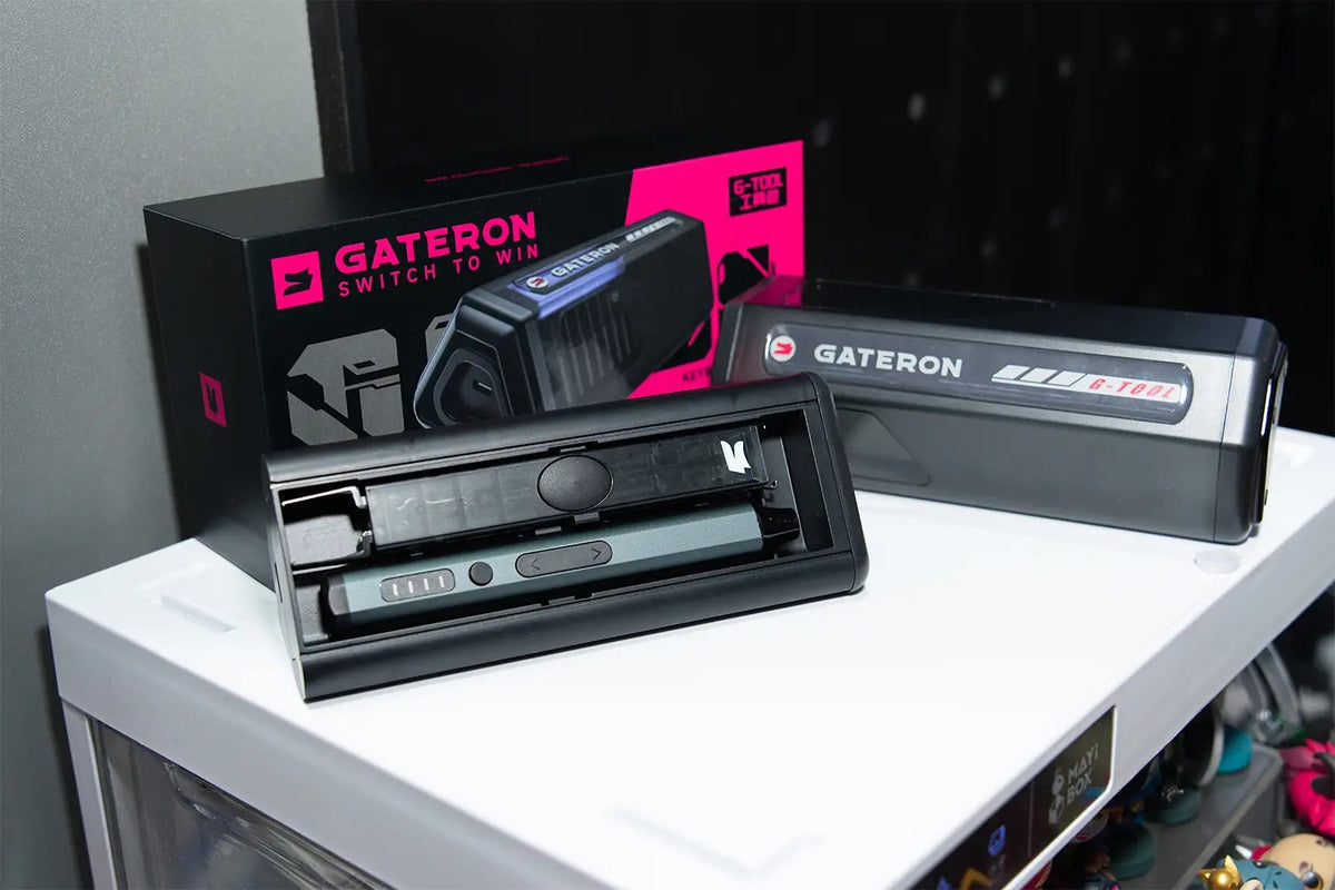 Gateron Custom Keyboard Tool Kit retail packaging with storage case and tools on display
